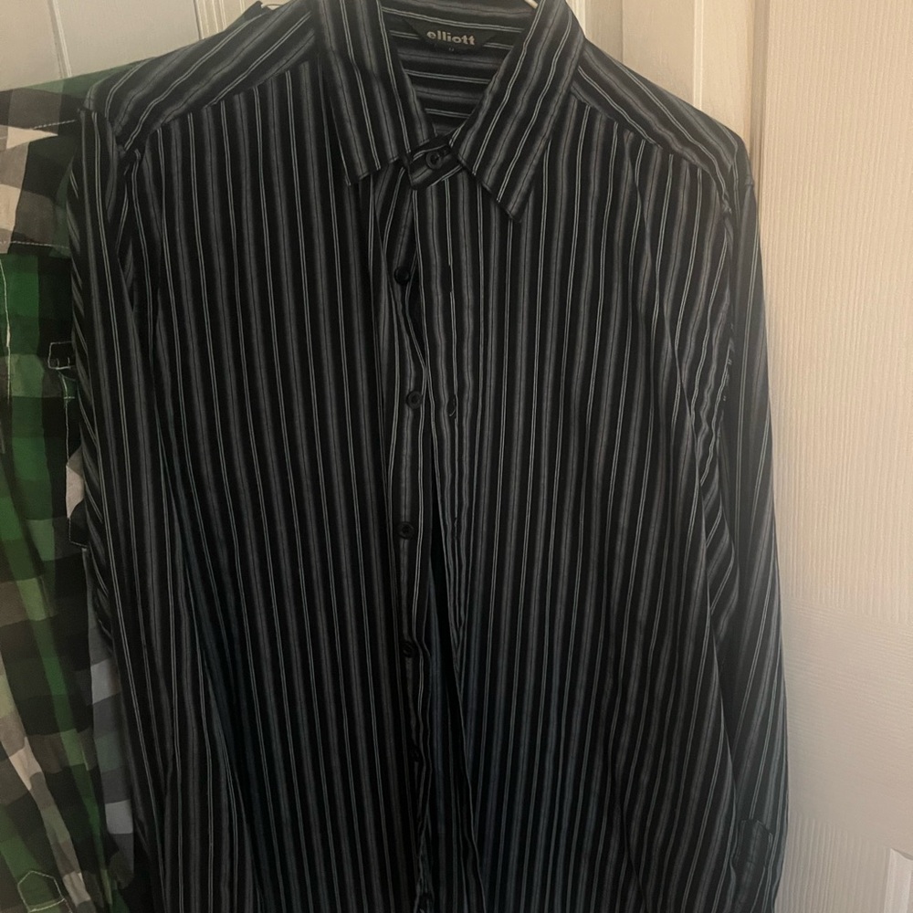 Current/Elliott Men's Black and Gray Striped Shirt